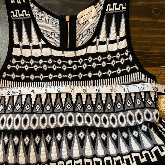 MILLY Black and White Patterned Sleeveless Sweater Dress - Picture 4 of 7